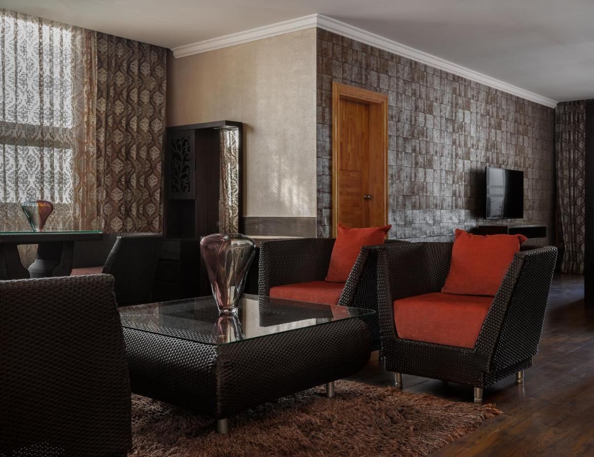 The Panoramic Getaway Otel Munnar Dış mekan fotoğraf A 3D rendering of a living room