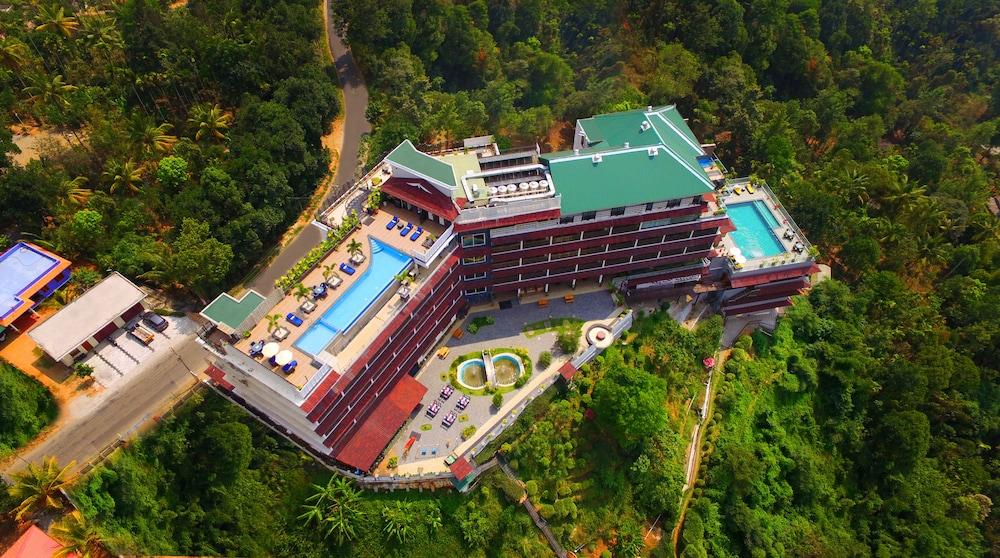 The Panoramic Getaway Otel Munnar Dış mekan fotoğraf Aerial view of the hotel